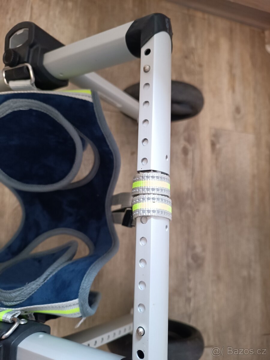 Invalidní psí vozík - 3