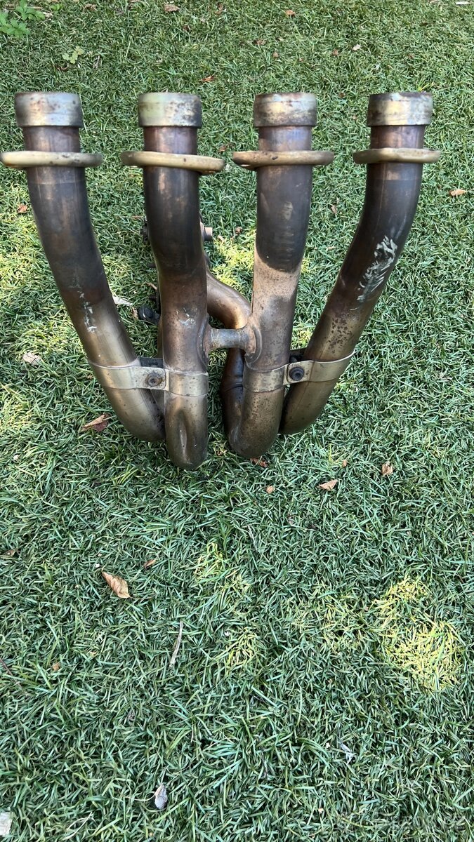 Svody, Suzuki Gsxr 750 k6 - 3