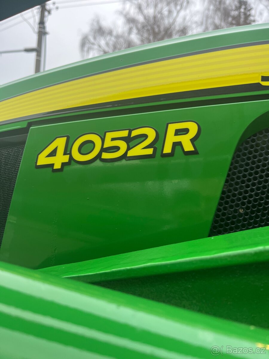 John Deere 4052 R - 3