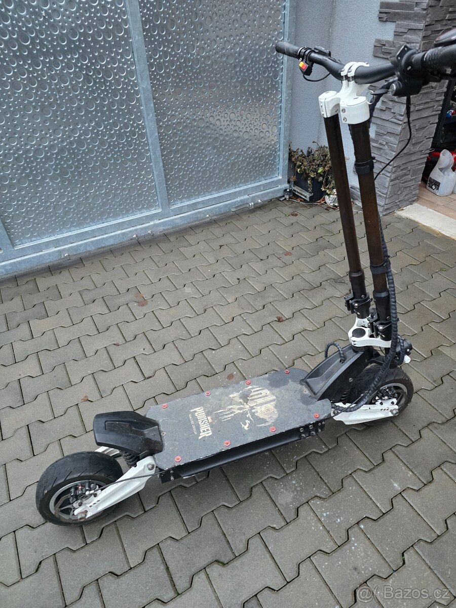 Prodám techlife x9 najeto 3.500km - 3