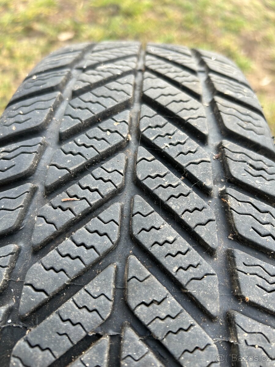 Kola Škoda Fabia - 3