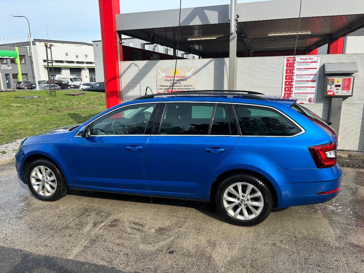Škoda Octavia combi 1,6tdi/85 Kw-STYLE - 3