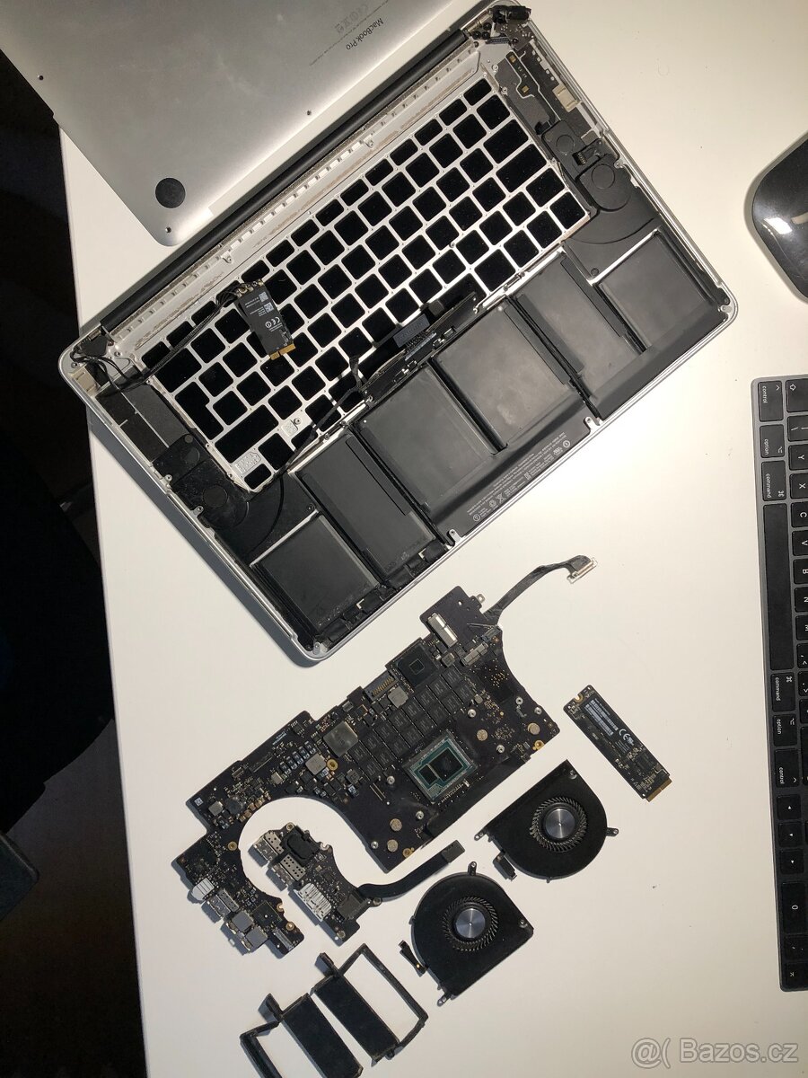MacBook Pro Late 2013 - náhradní díly - 3