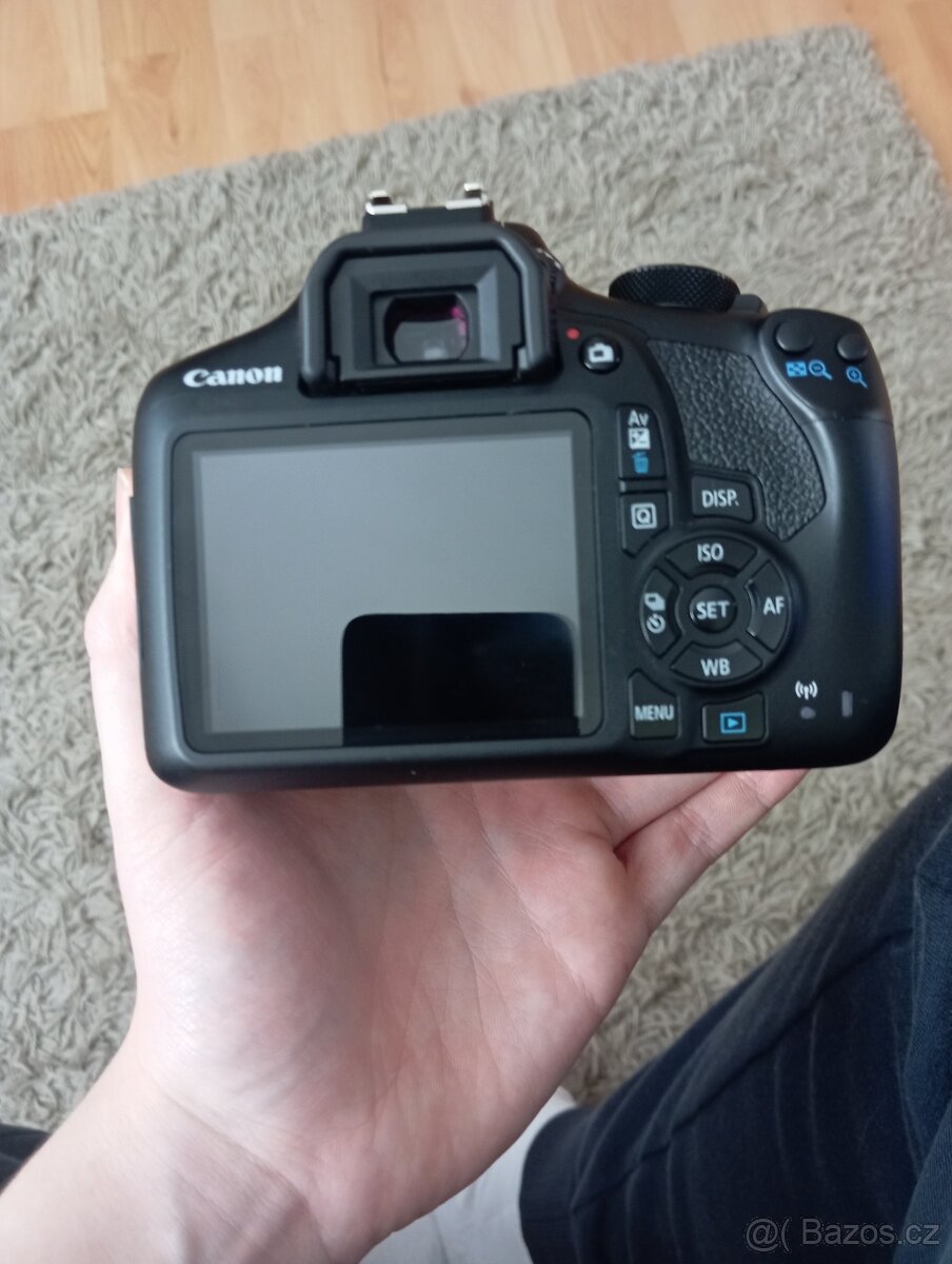Canon EOS 1300D - 3