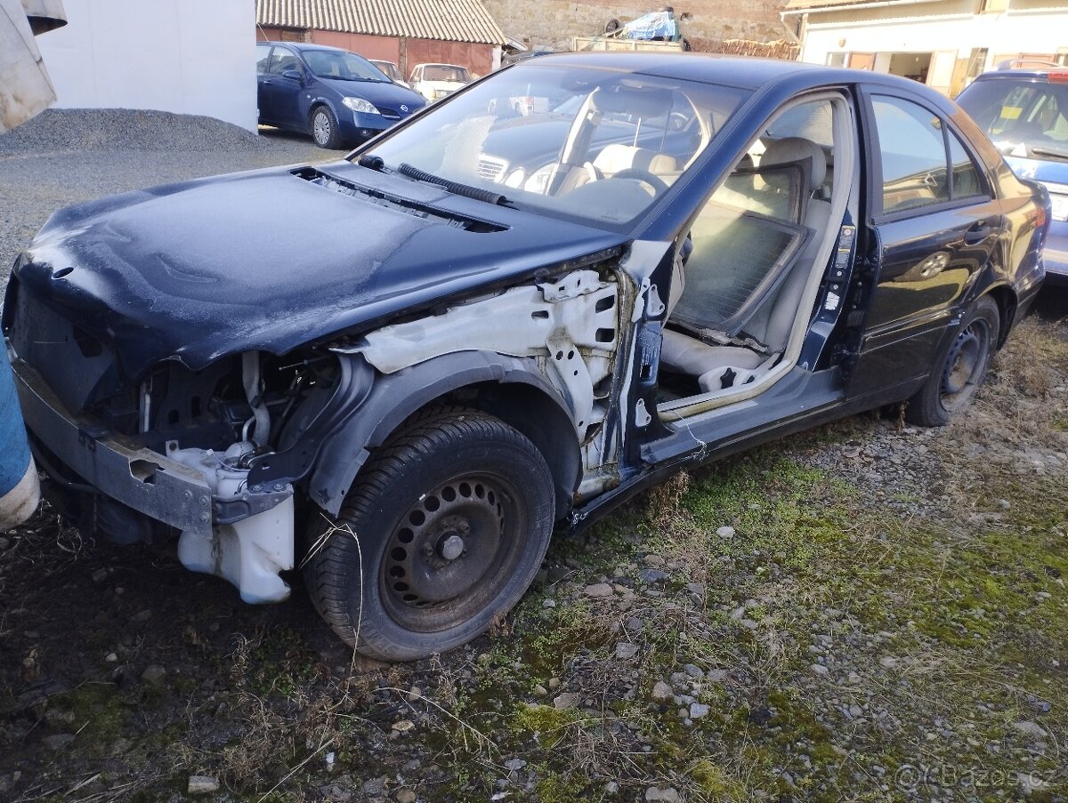 Mercedes W 203 220 CDI - 3