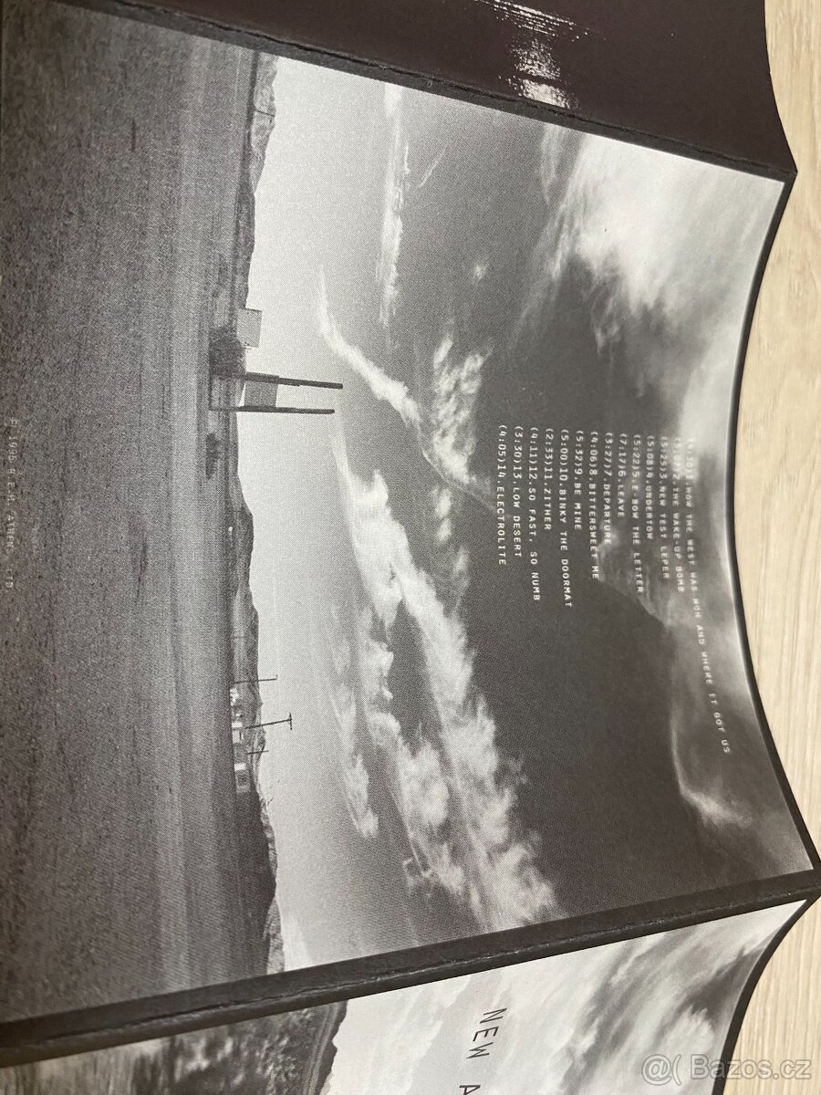 R.E.M.: NEW ADVENTURES IN WIFI, 1996 - 3