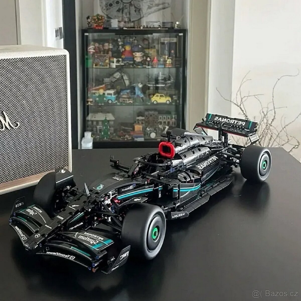 stavebnice vozu Mercedes W 14 E - 3
