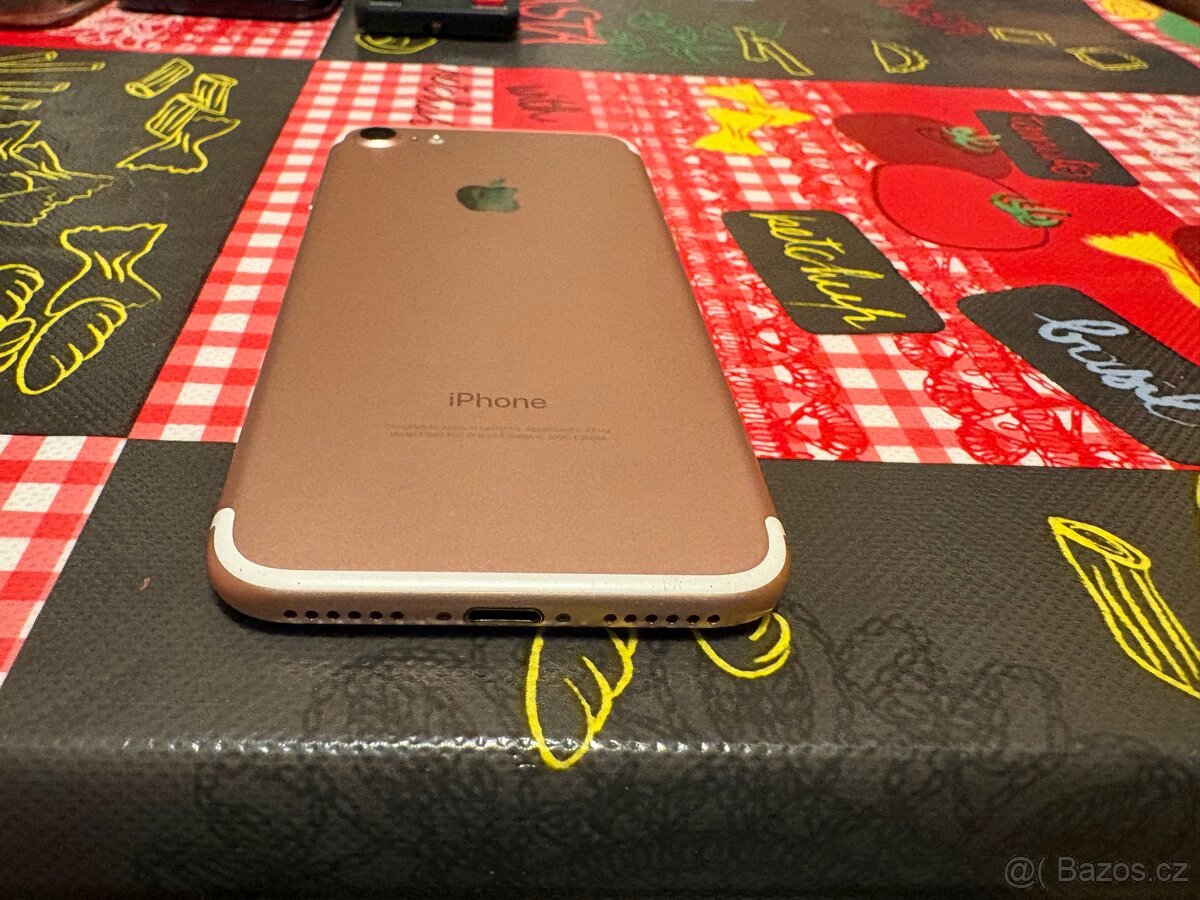 IPhone 7 rose - 3