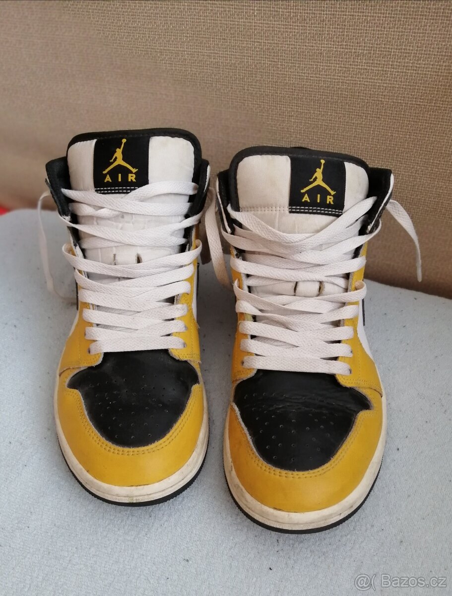 Tenisky Nike Air Jordan 1 Mid - 3