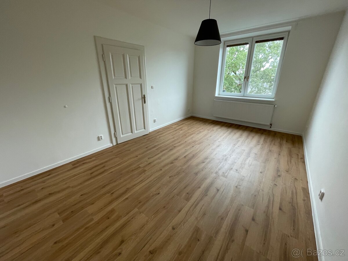 Nájem bytu 2/1, Ostrava, Křižíkova - 3