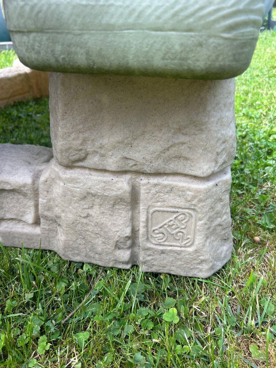 Venkovní stolek Step2 - 3