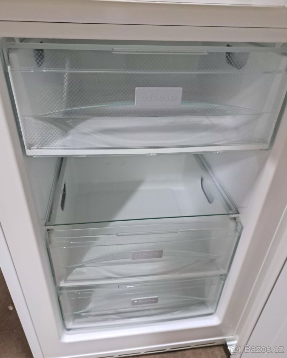 Mrazák 4 šup. Miele. - 3
