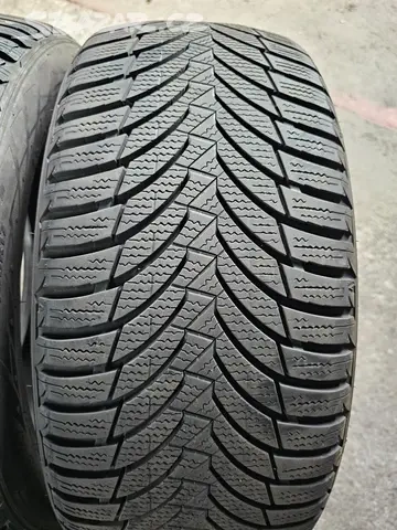 Prodám 2ks zimní Pneumatiky 225 50 R 17. - 3