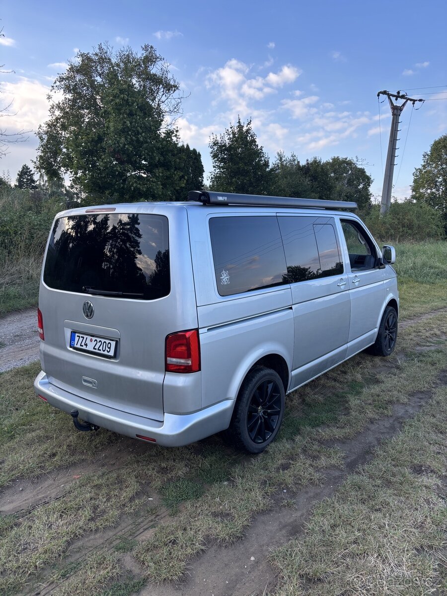 Volkswagen T5 75kw Caravelle - 3
