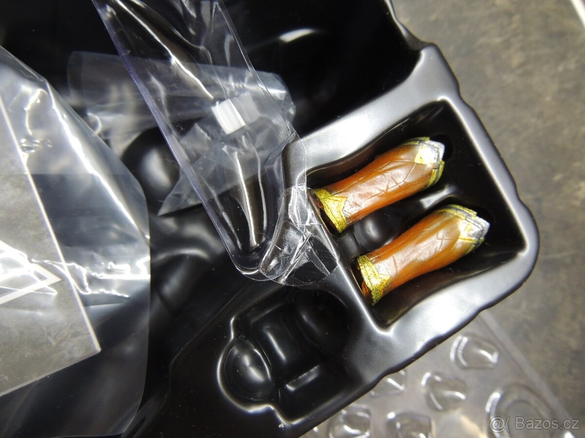 Figúrka Hot Toys Wonder Woman (Justice League Deluxe) - 3