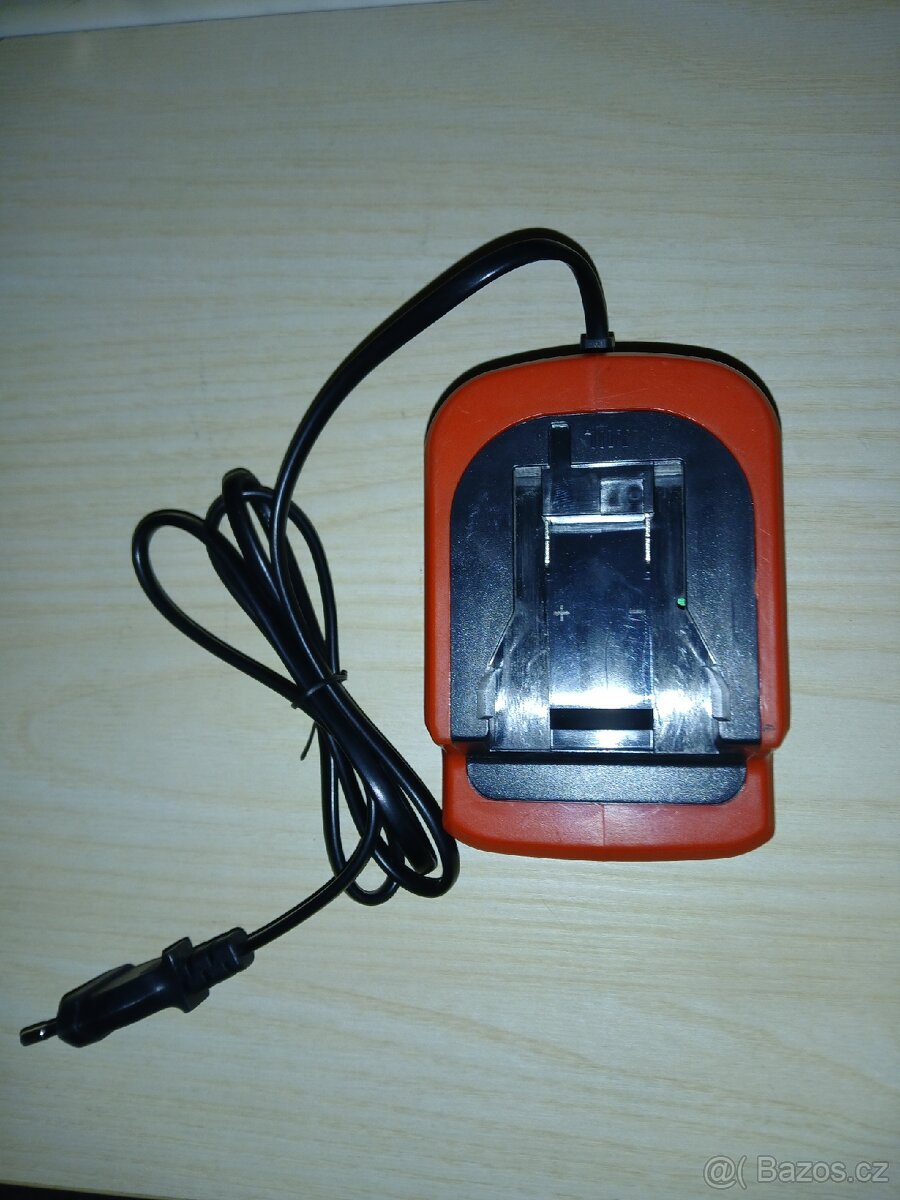 Milwaukee nabíječka - 3