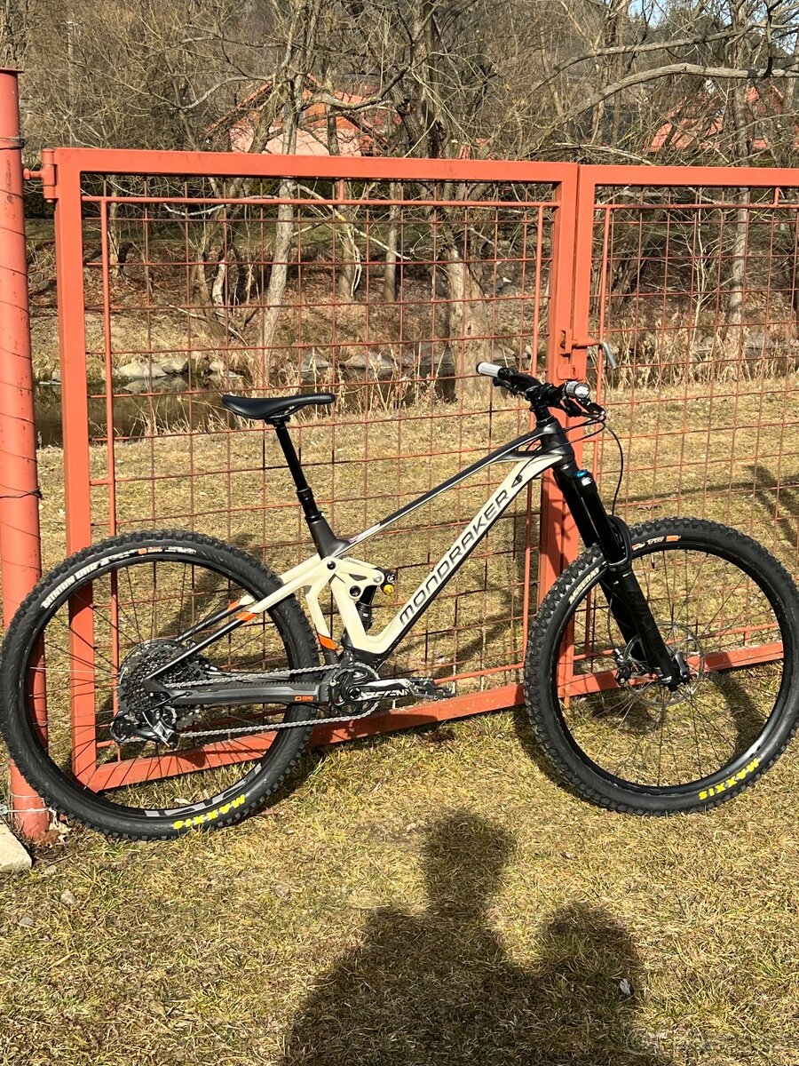 Mondraker SuperFox zánovní - 3