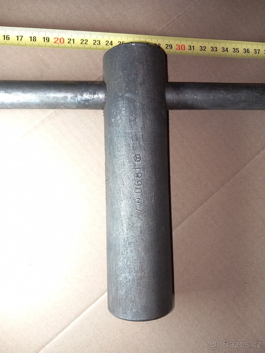 4-HRANNÝ KLÍČ 27, 19, 17 NA SOUSTRUH - 3