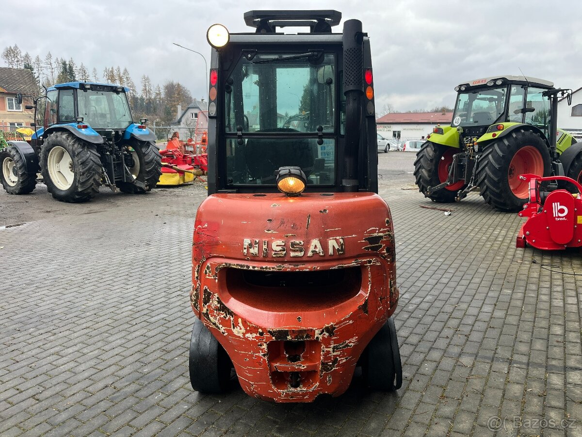 Vysokozdvižný vozík Nissan 32 - 3