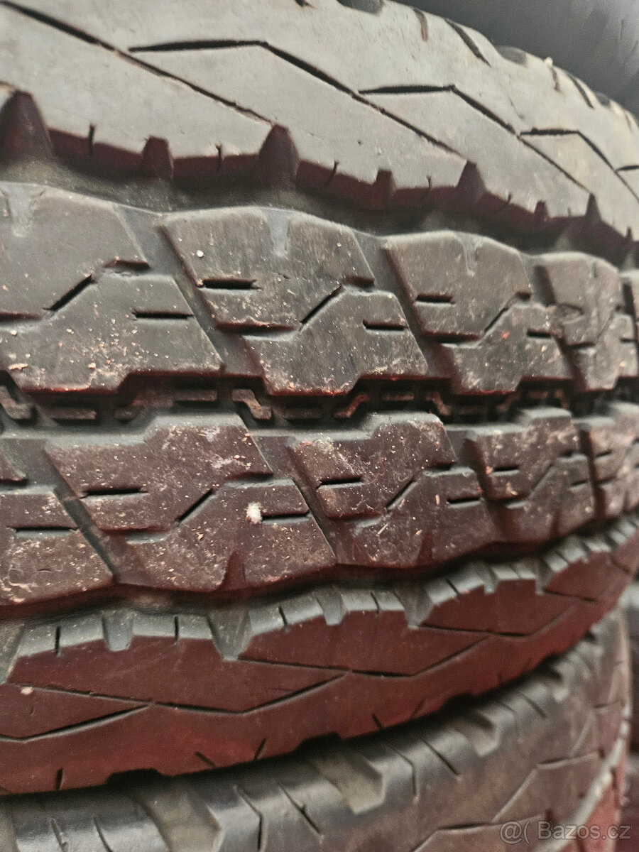 215/70R15C 109/107S Bridgestone - 3