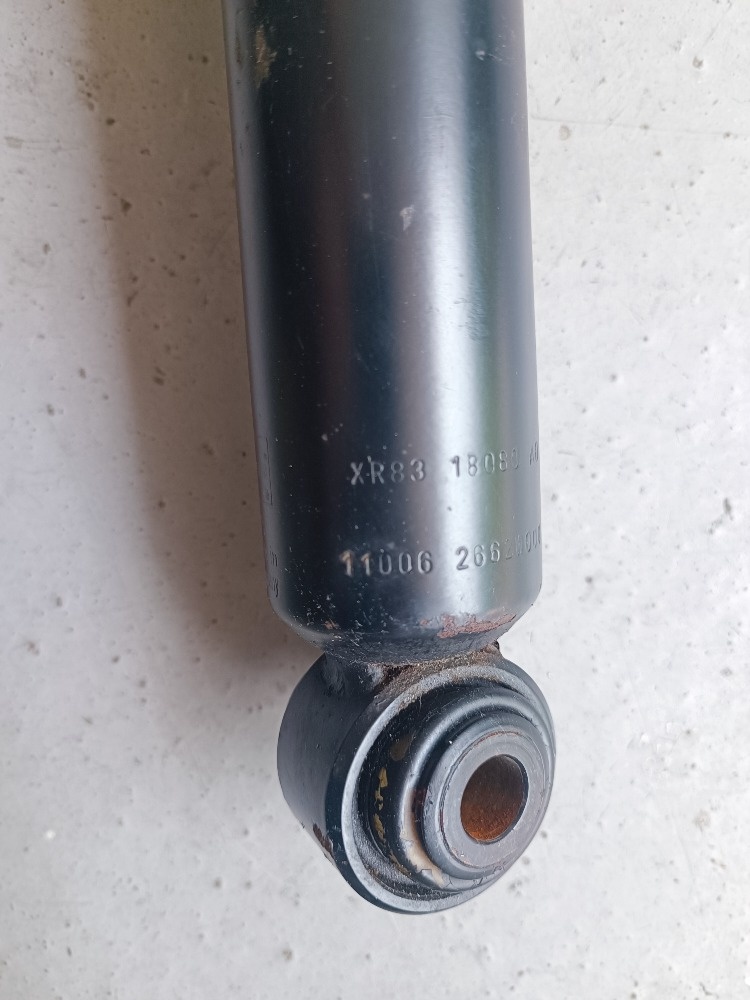 jaguar S-type zadní tlumiče - 3