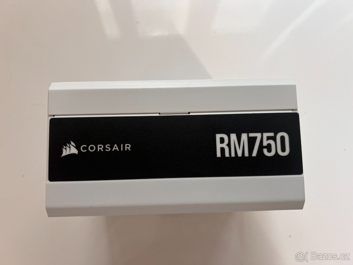 Corsair RM750 White (2021) - 3
