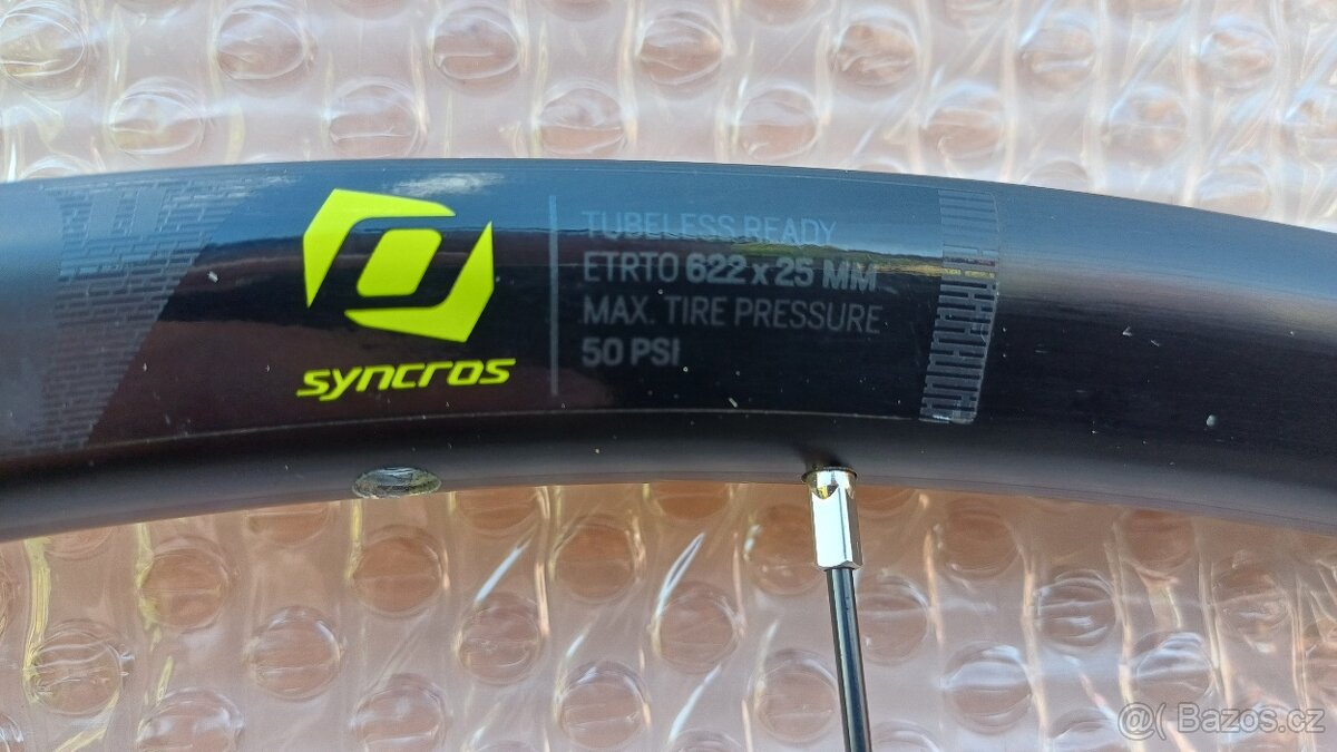 MTB kola Syncros Silverton 2.5 - 3