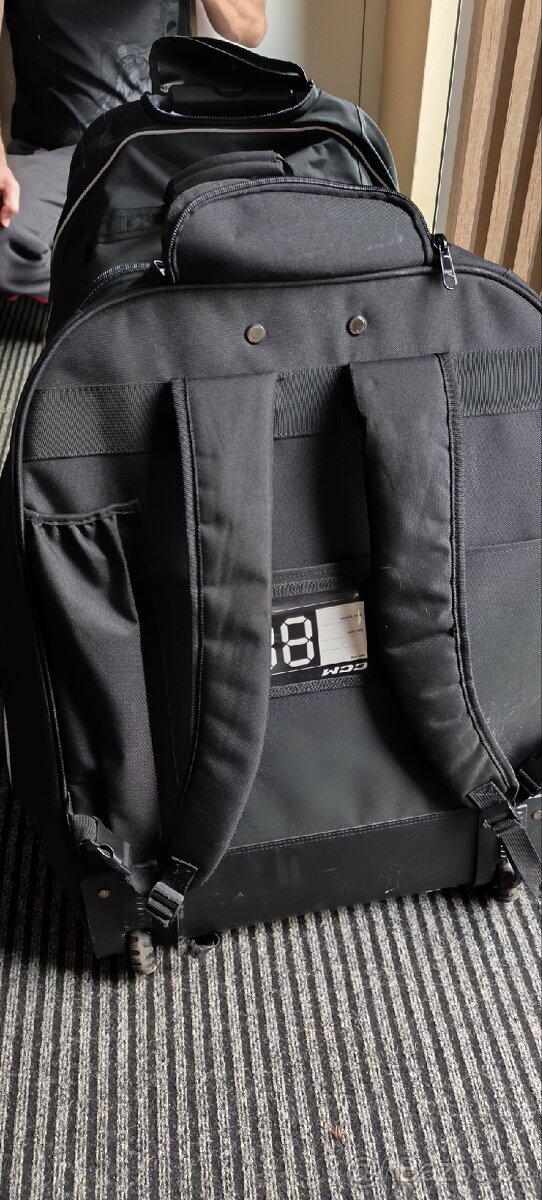 Hokejová taška na kolečkách CCM - 3