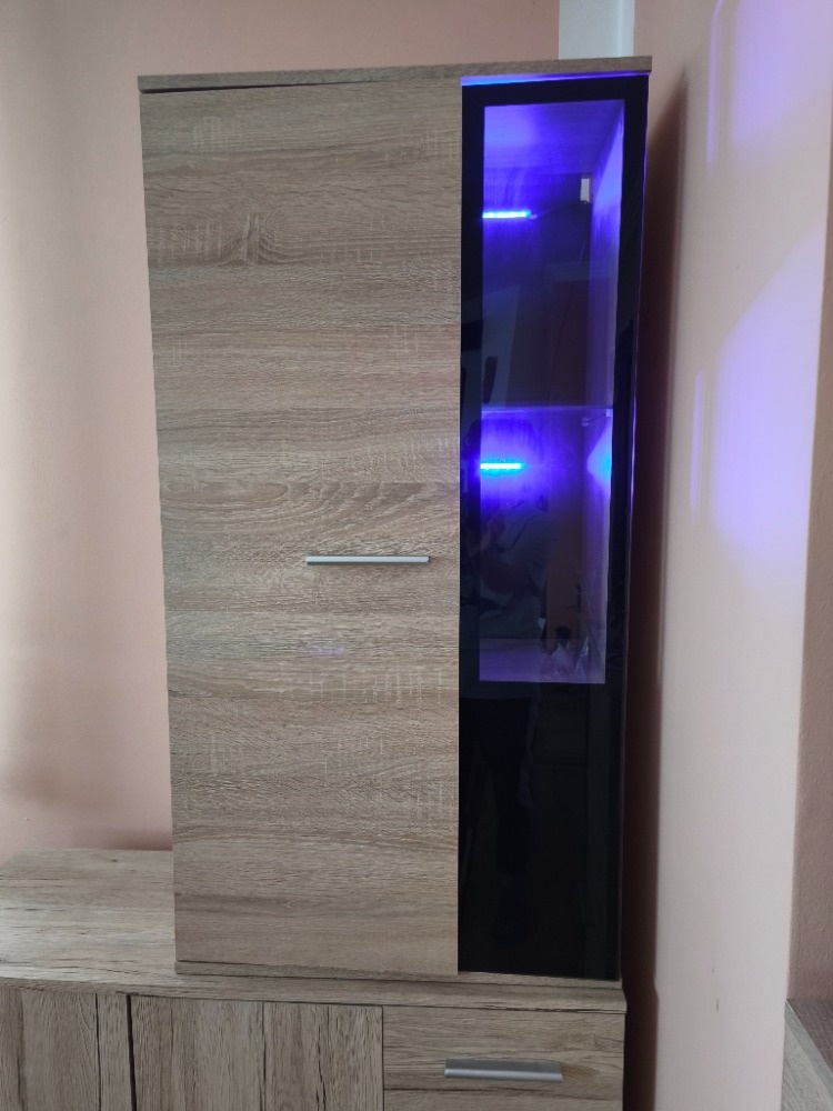 Obývací stěna + konferenční stolek - 3