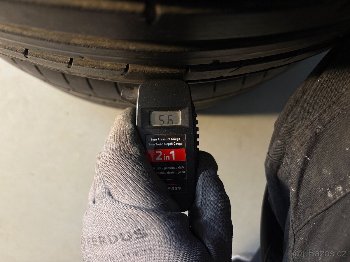 Letní pneu Dunlop 235/45R18 - 3