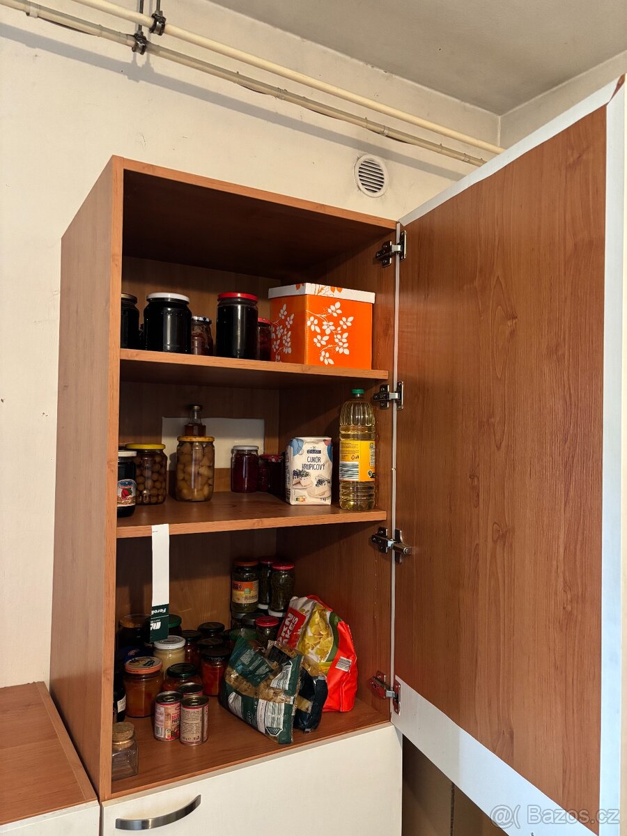 praktické skříně - 3