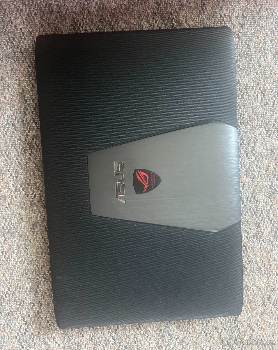 herní notebook asus - 3