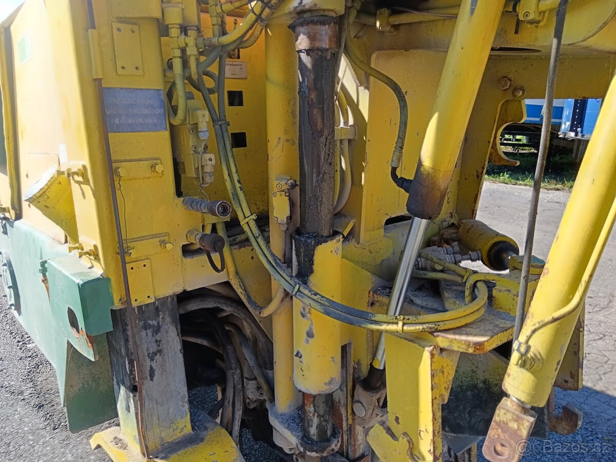 Silniční fréza Wirtgen W500 - - - 3