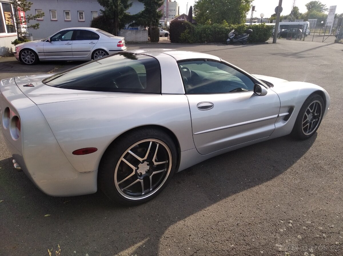 Chevrolet Corvette 5.7 V8 Targa,MANUÁL - 3
