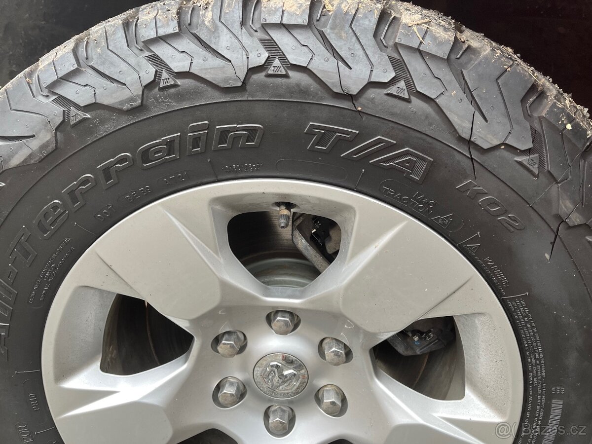 terénní pneu 275/65 R18