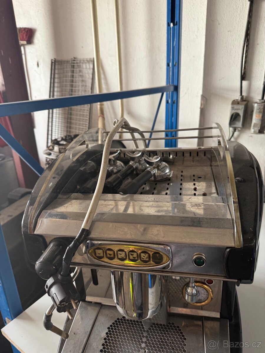 Jednopákový profi kávovar - 3