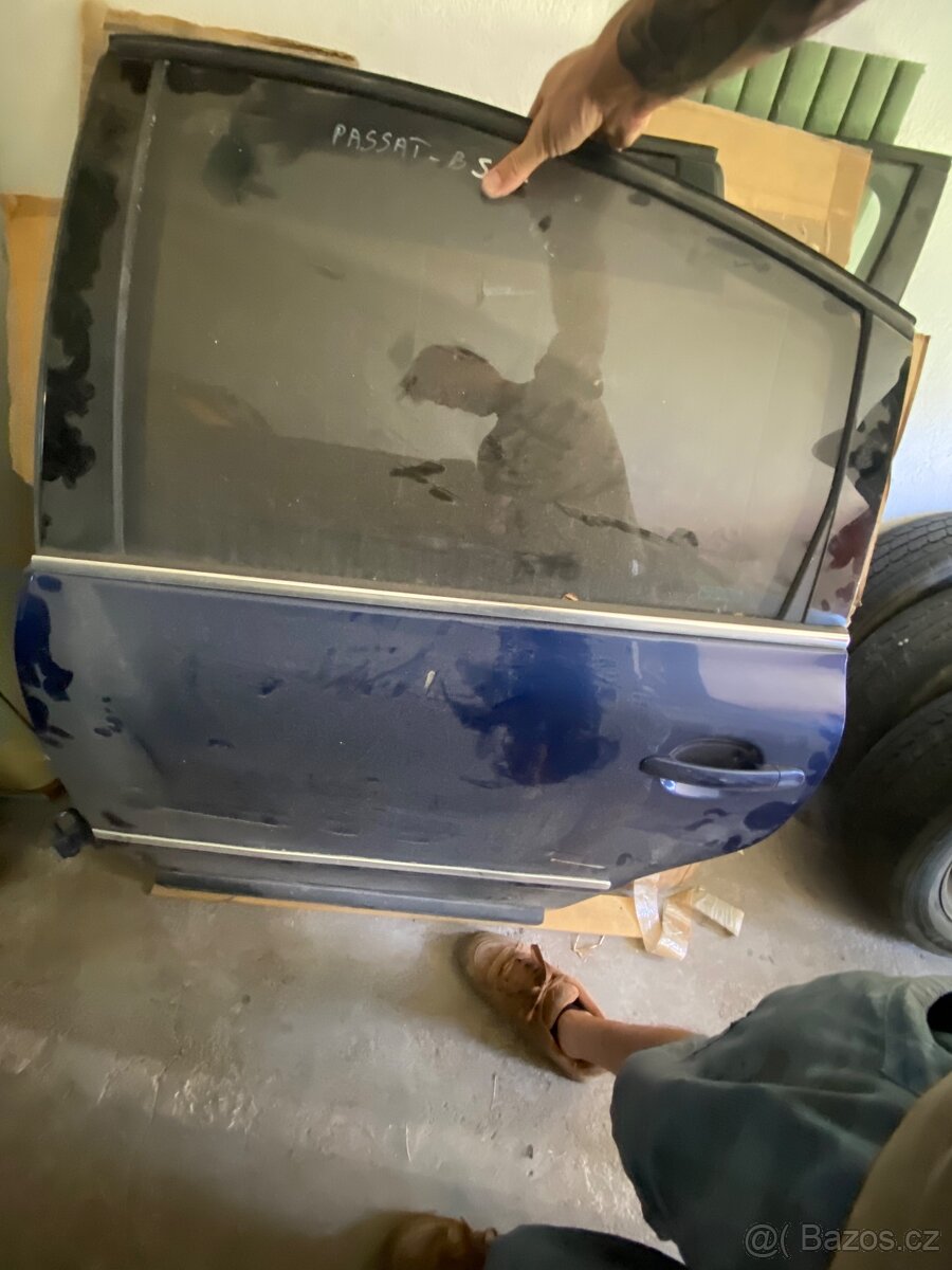 Vw passat b5 - L+P zadní dveře - zadní světlo - 3