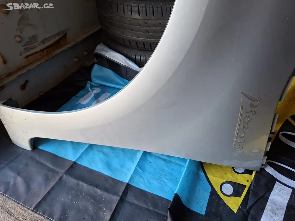 Levý přední blatník citroen c4 picasso stříbrný - 3