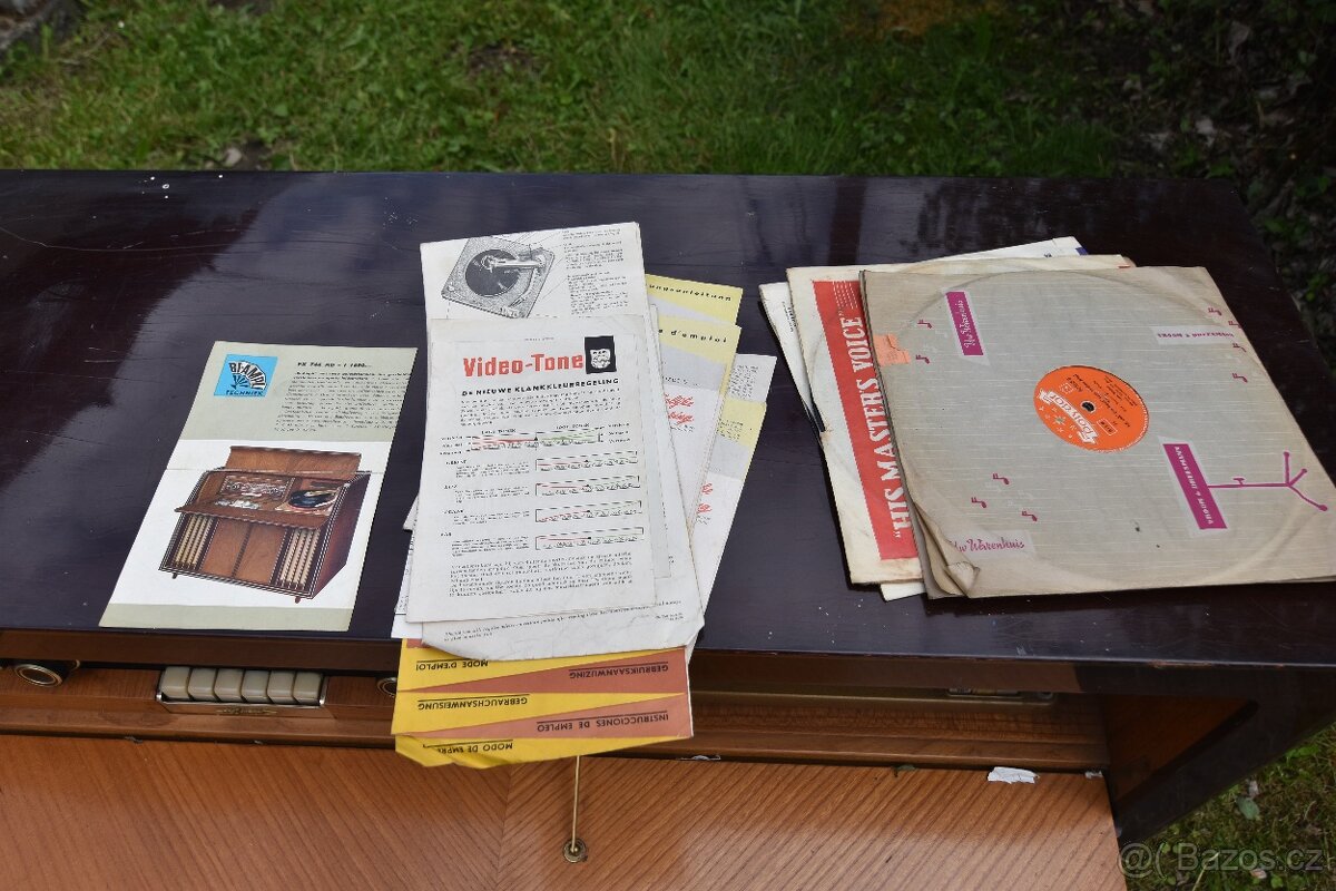 staré rádio Philips F6X63A - 3