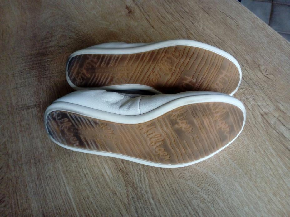 Baleríny zn. T. Hilfinger - 3