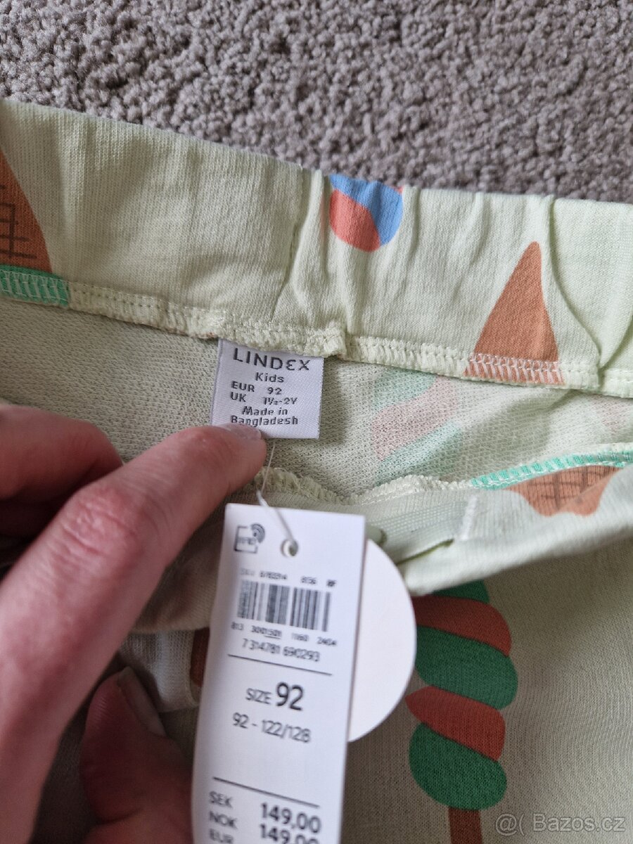 Kraťasy Lindex vel 92 - 3