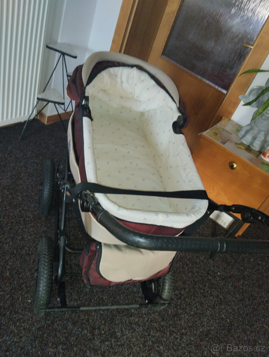 Dětský kočárek - 3
