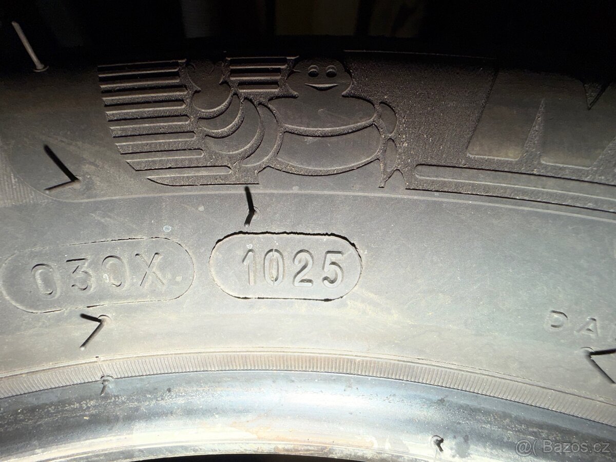 Michelin Primacy 4 - 235/50 R19 103v XL - 3