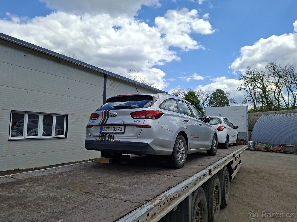 Hyundai I30 1.6 crdi NOVÁ CENA - 3