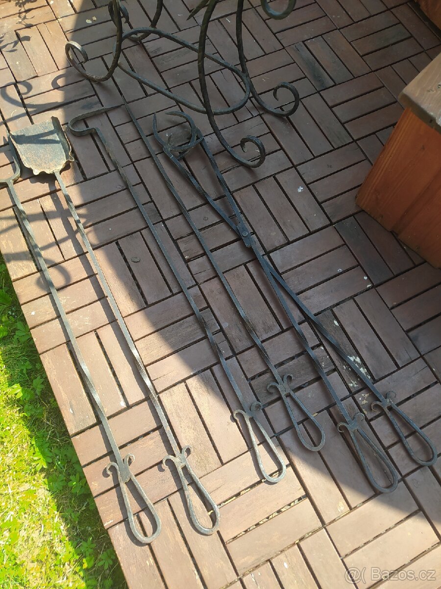 VELKÉ KRBOVÉ KOVANÉ NARADI - 3