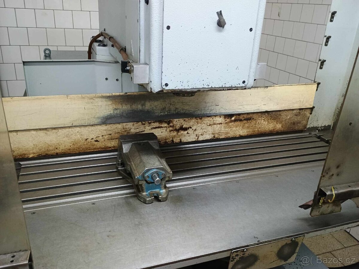 CNC frézka FV 25 CNC - 3