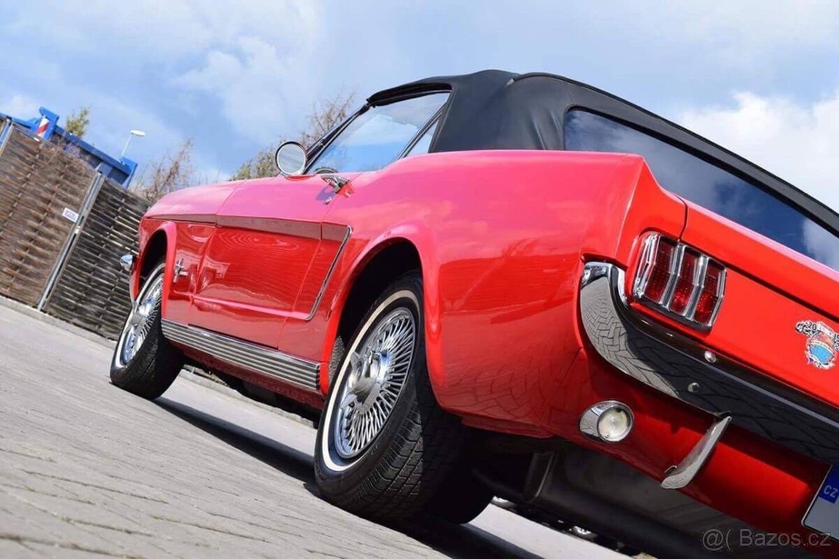 Ford Mustang Cabriolet - 3