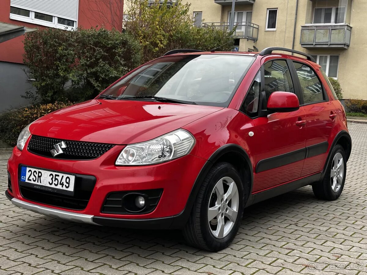 Suzuki SX4 1.6 16V 4x4 88kW 1. Majitel Tažné ALU kola 2013 - 3