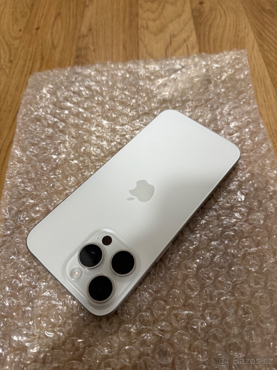 Apple iPhone 15 Pro Max 256GB - 3