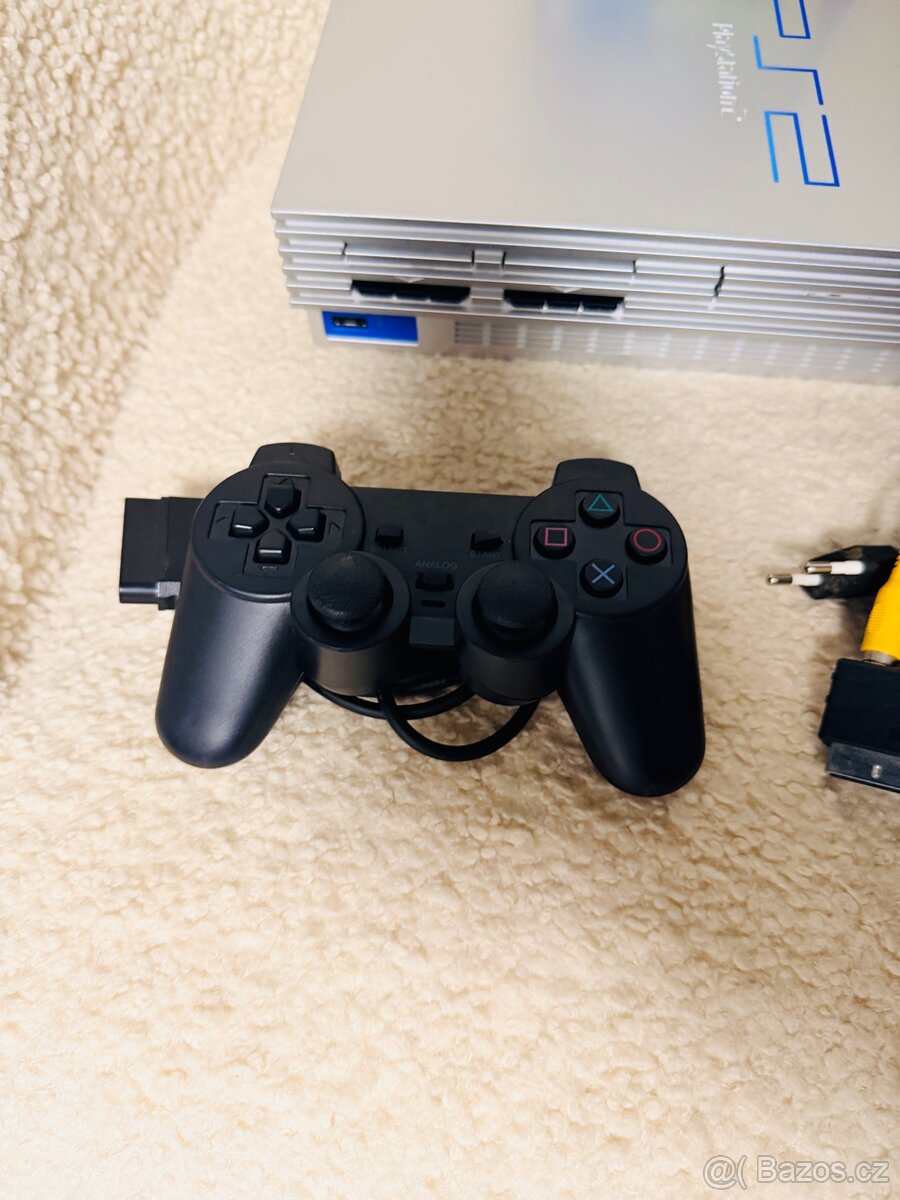 Sony Playstation 2 PS2 Silver edice - 3